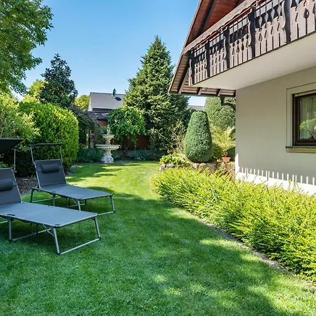 Апартаменты Haus Am Weinberg *