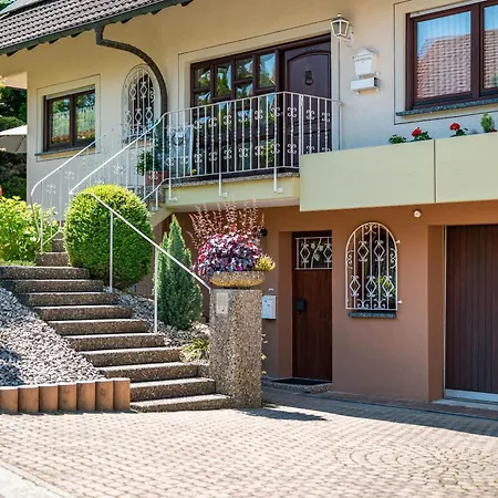 公寓 Haus Am Weinberg