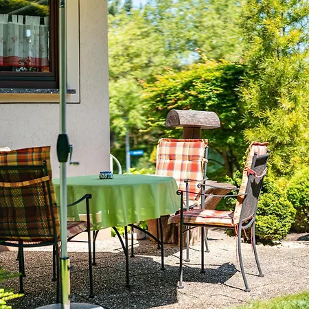 公寓 Haus Am Weinberg *